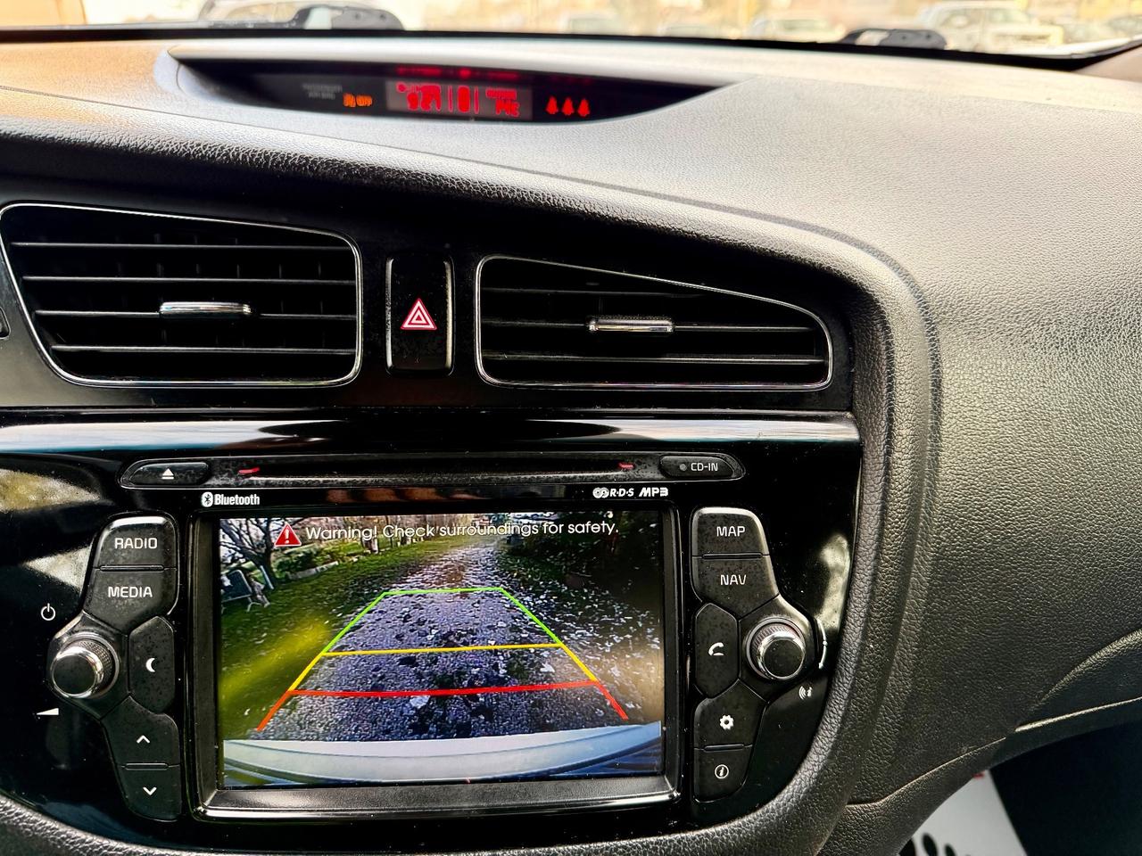 Kia Ceed 2015 1.6 CRDi OK NEOPATENTATI ! ! !