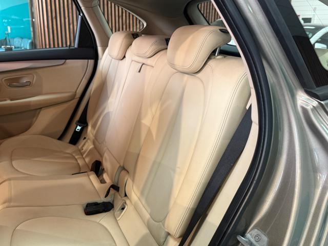 BMW 218 i Active Tourer Luxury