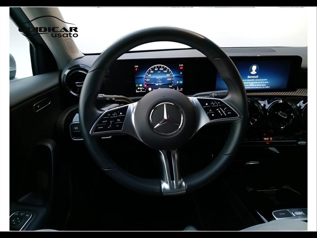 Mercedes-Benz Classe A - W177 2023 - A 180 d Advanced auto
