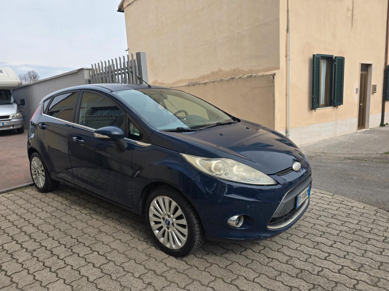 Ford Fiesta Fiesta 1.4 5 porte Bz.- GPL