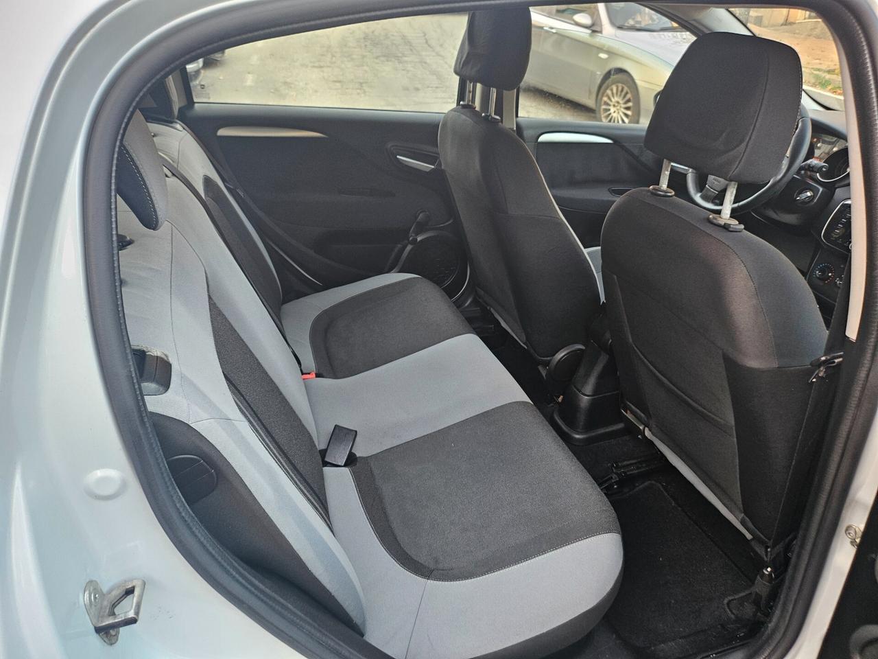 Fiat Punto 1.3 MJT II 75 CV 5 porte Lounge 2014
