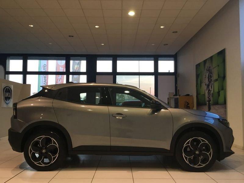 Alfa Romeo Junior BEV 156CV/115kW elettrica KM0 ITALIA