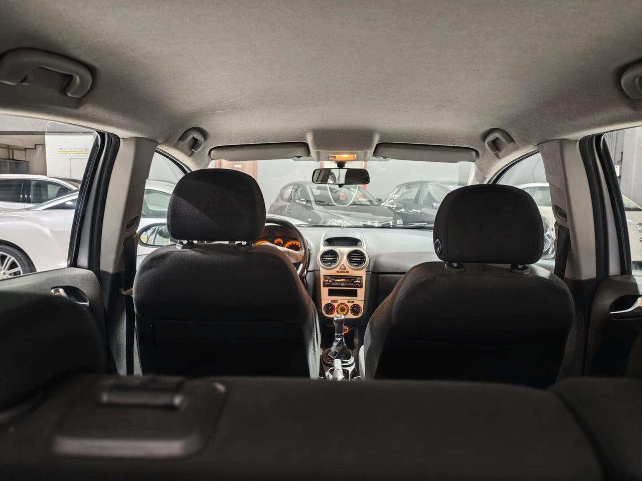 Opel Corsa Benzina Neopatentati