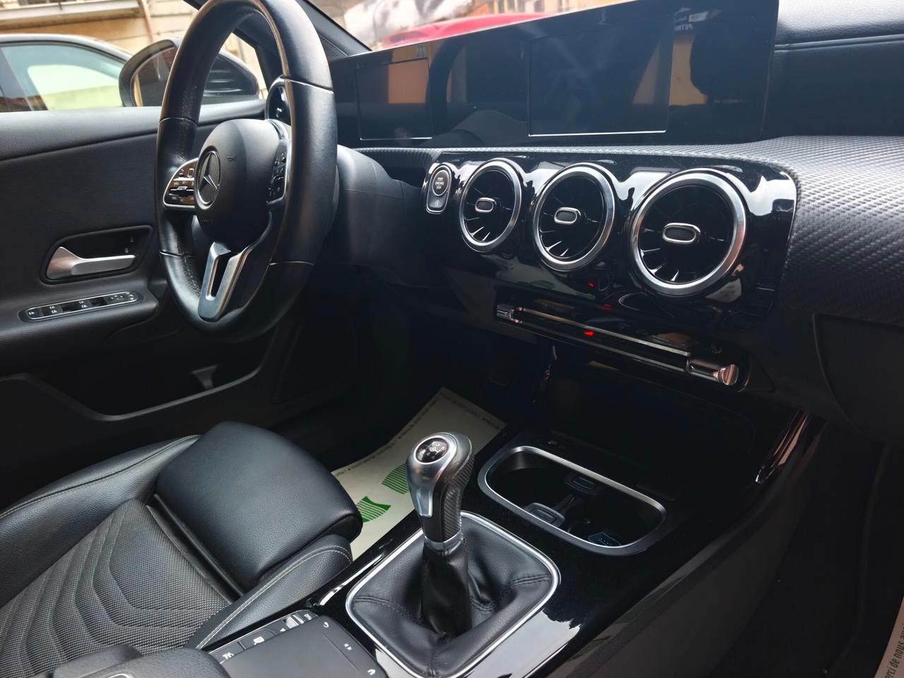 Mercedes A 180d Motore Mercedes 2.0