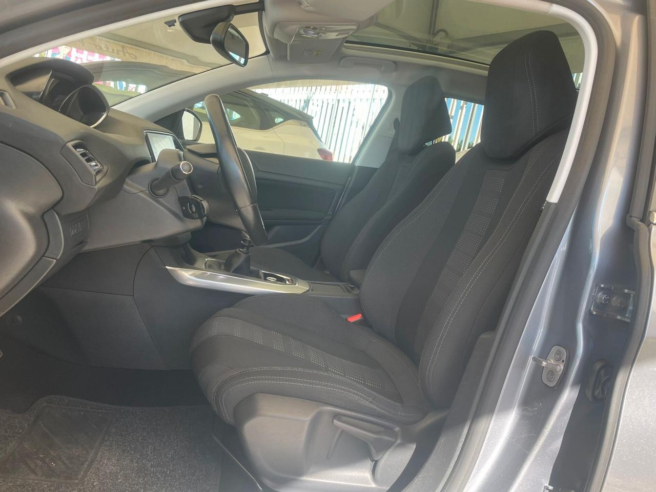 Peugeot 308 BlueHDi 120 S&S Allure