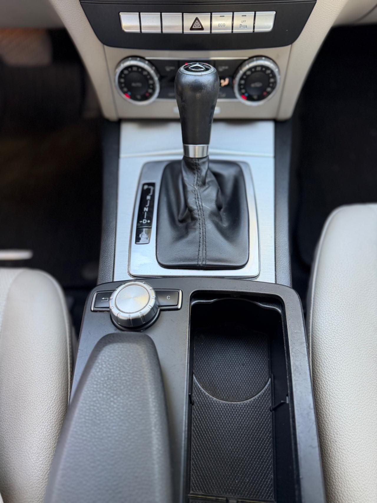 Mercedes-benz C 220 CDI BlueEFFICIENCY Avantgarde