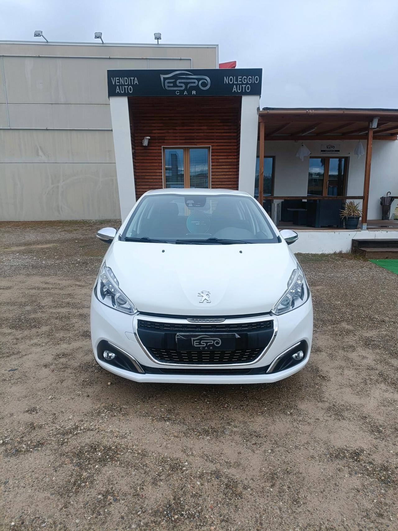 Peugeot 208 BlueHDi 75 5 porte Allure