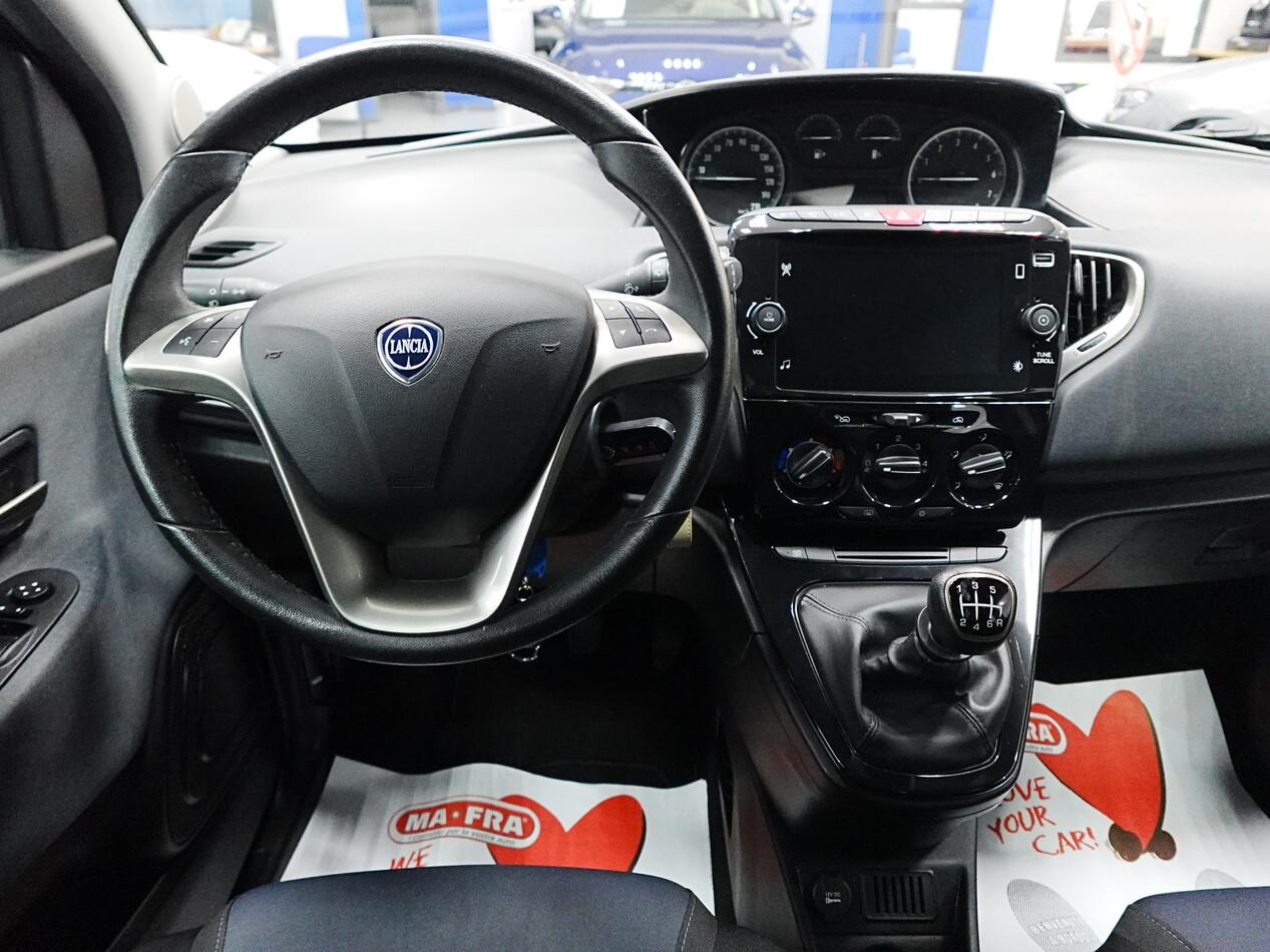 Lancia Ypsilon III 1.0 FIREFLY HYBRID 70 CV GOLD