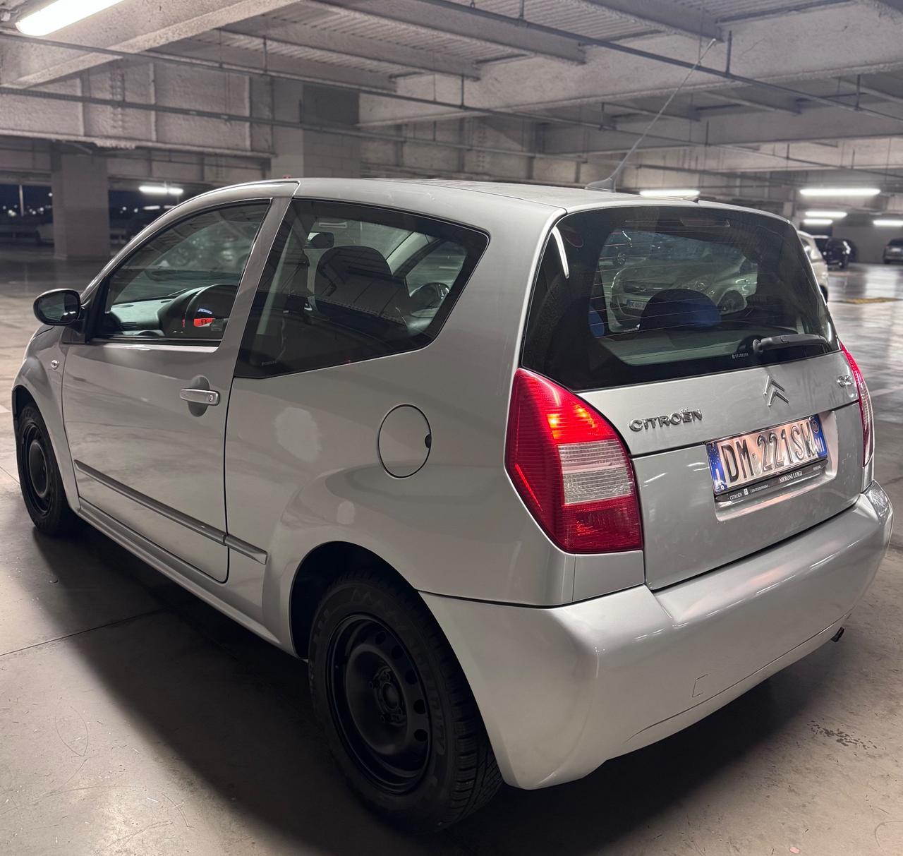 Citroën C2 1.1 VTR • Solo 42.110 km • Unico Proprietario