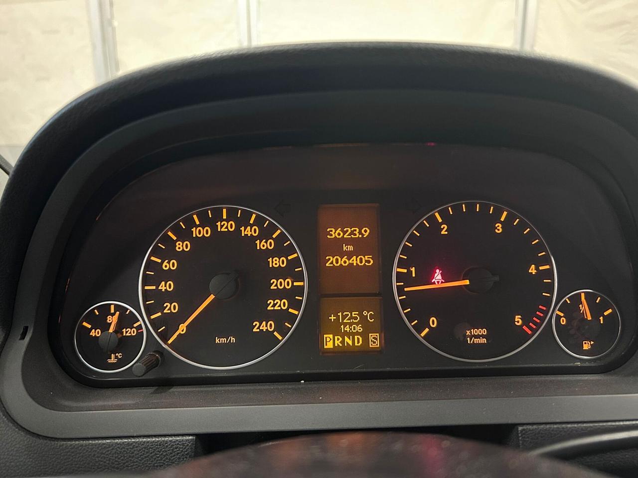 Mercedes-benz A 180 CDI Avantgarde Automatica