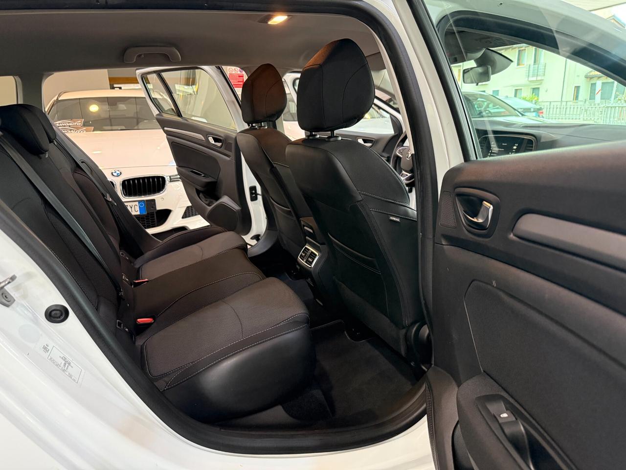 Renault Megane Mégane Sporter Blue dCi 115 CV EDC Techno