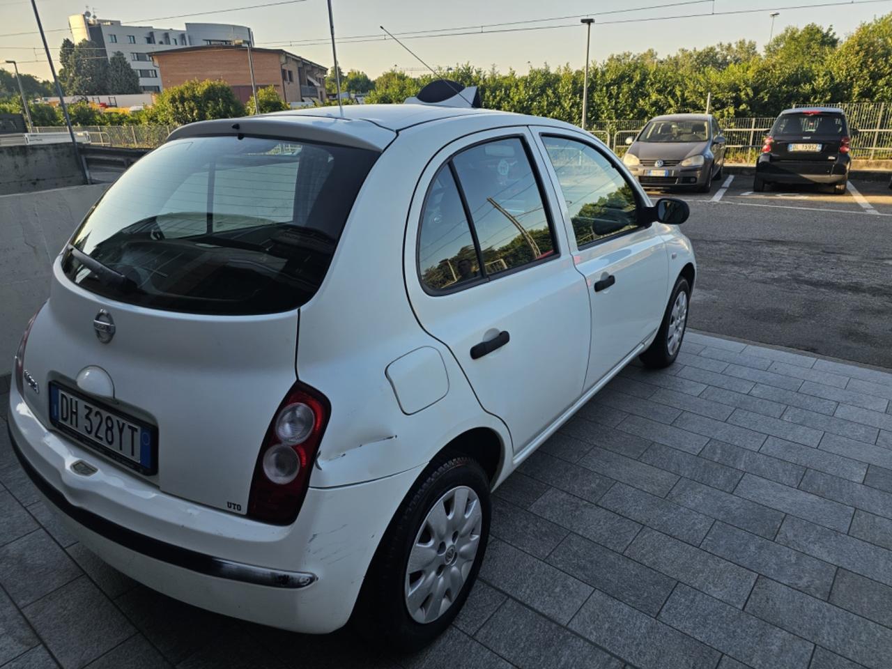 Nissan Micra 1.2 16V 65CV 5 porte Junior