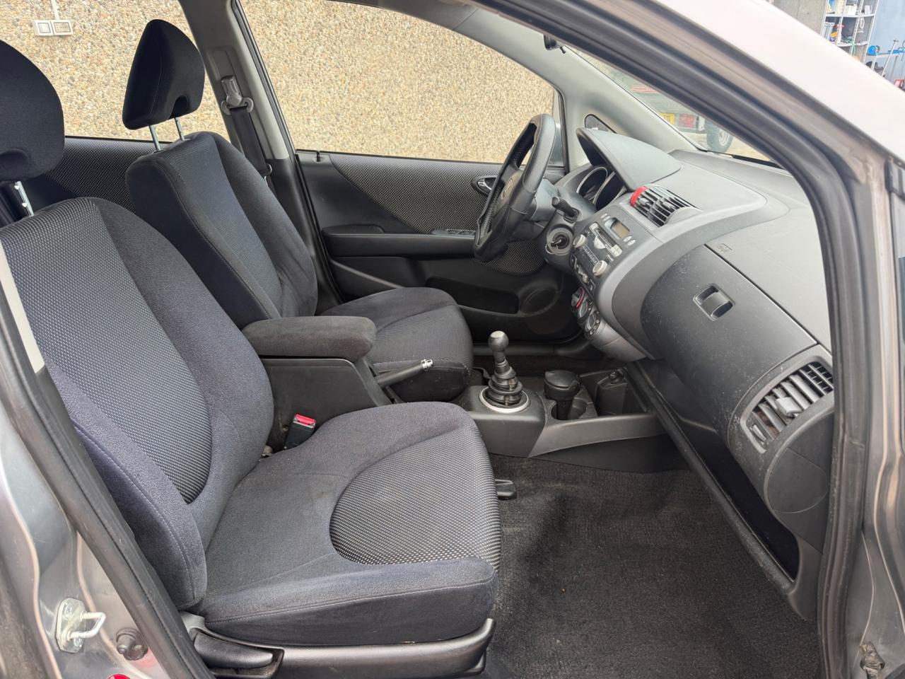 HONDA JAZZ 1.4 BENZINA EURO4 NEOPATENTATI