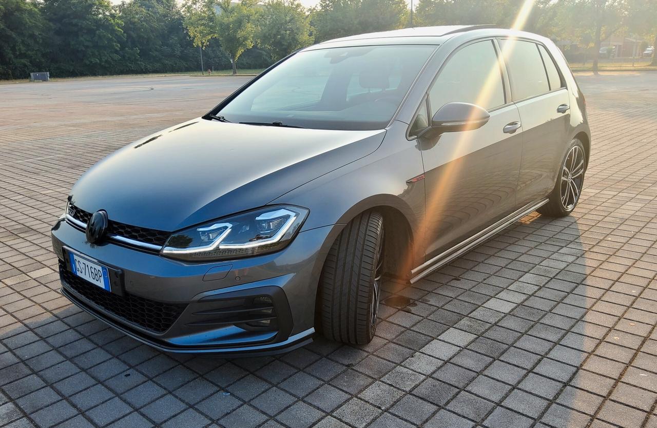 Volkswagen Golf GTD 2.0 TDI DSG 5p. BlueMotion Technology