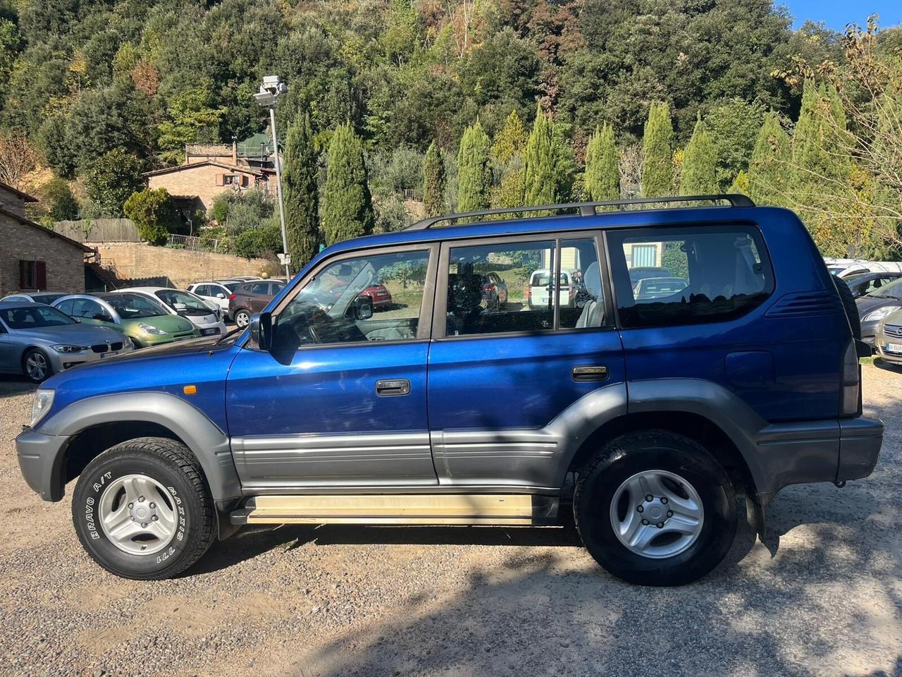 Toyota Land Cruiser 3.0 / Gancio di traino / 4x4