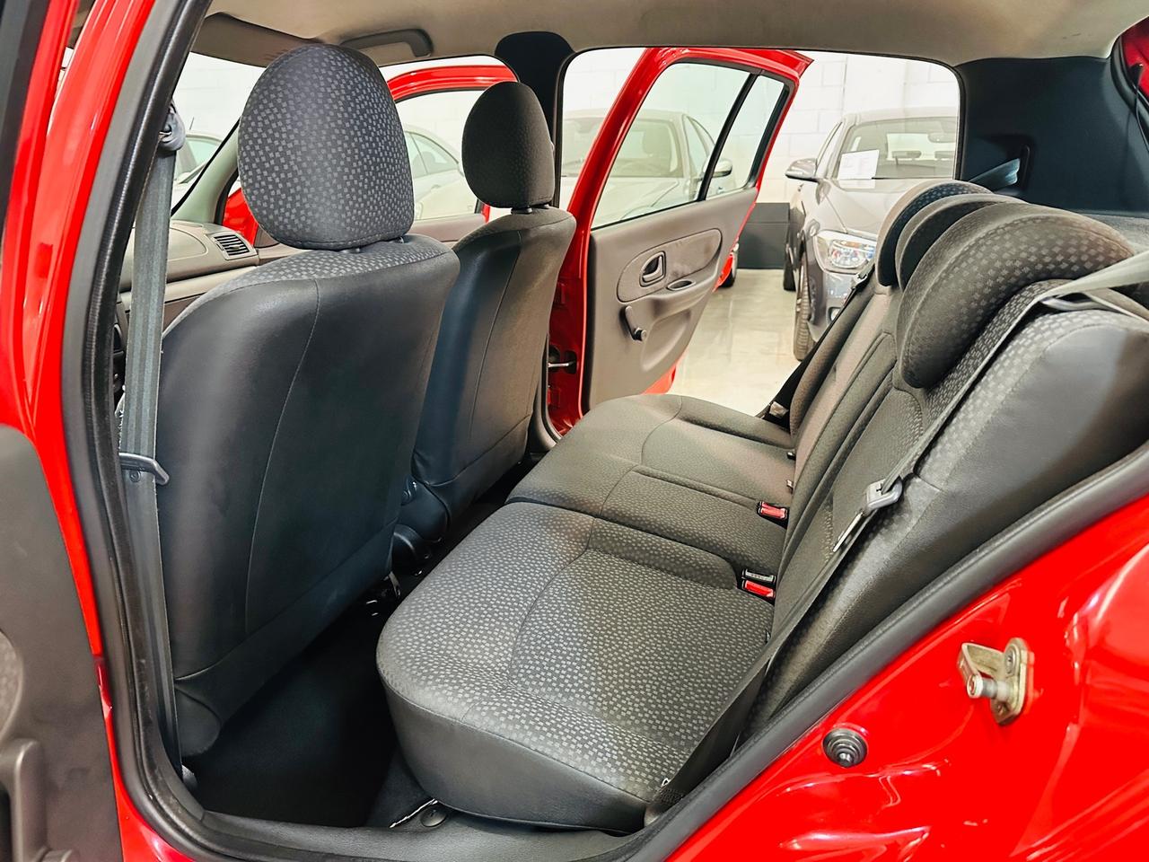 Renault Clio Storia 1.2 5 porte GPL Confort