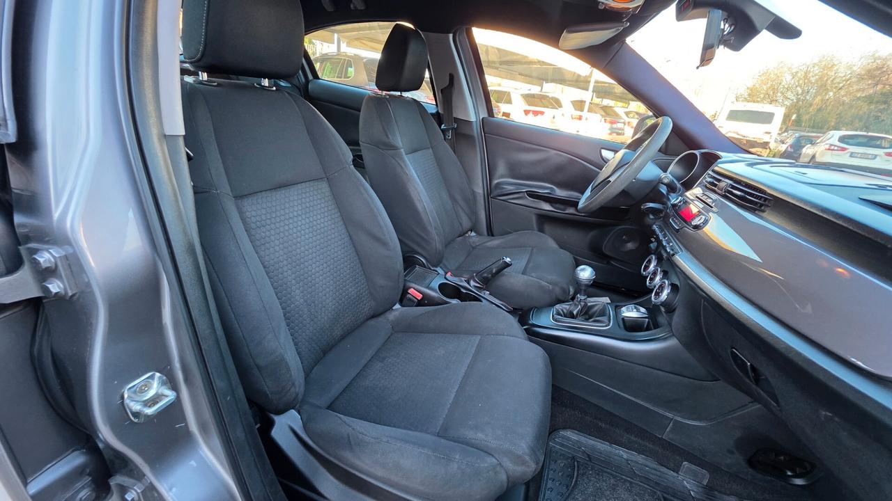 Alfa Romeo Giulietta 1.6 JTDm-2 105 CV Exclusive