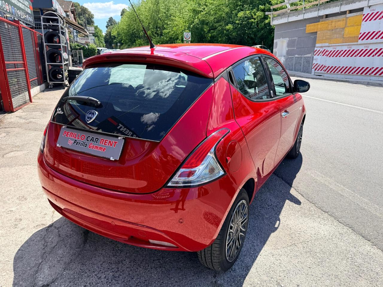 Lancia Ypsilon 1.2 69 CV 5 porte GPL Ecochic Gold