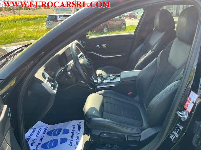 BMW 318 d 48V Touring Sport + Gancio Traino