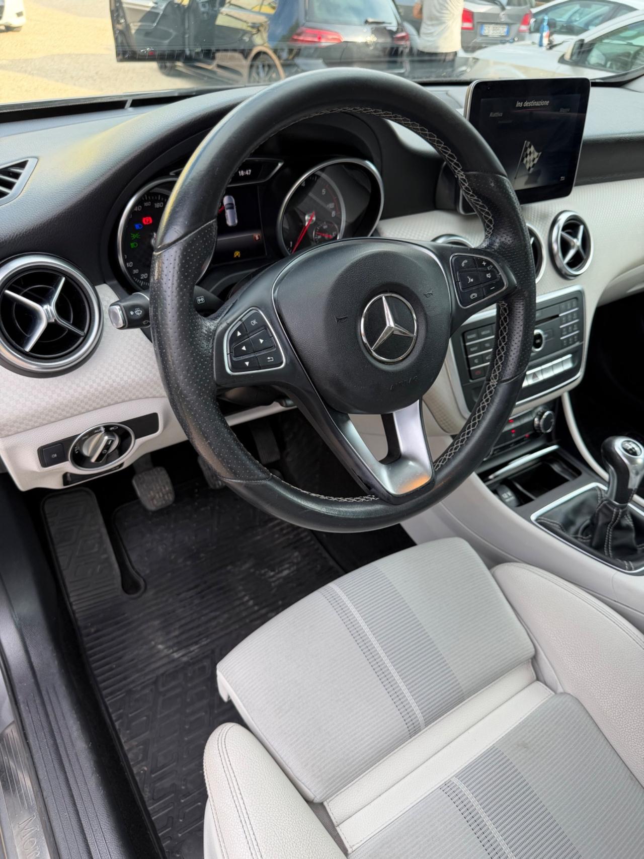 Mercedes-benz A 160 CDI BLUEEFFICIENCY SPORT KMCERT UNICOPR