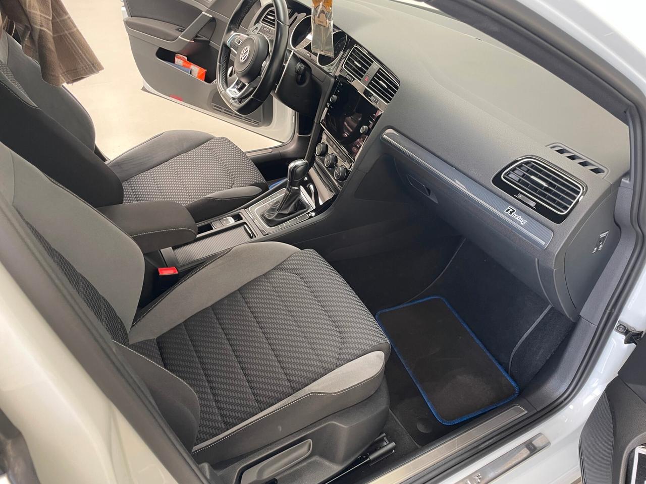 Volkswagen Golf 2.0 TDI 150CV DSG 5p. Sport Rline