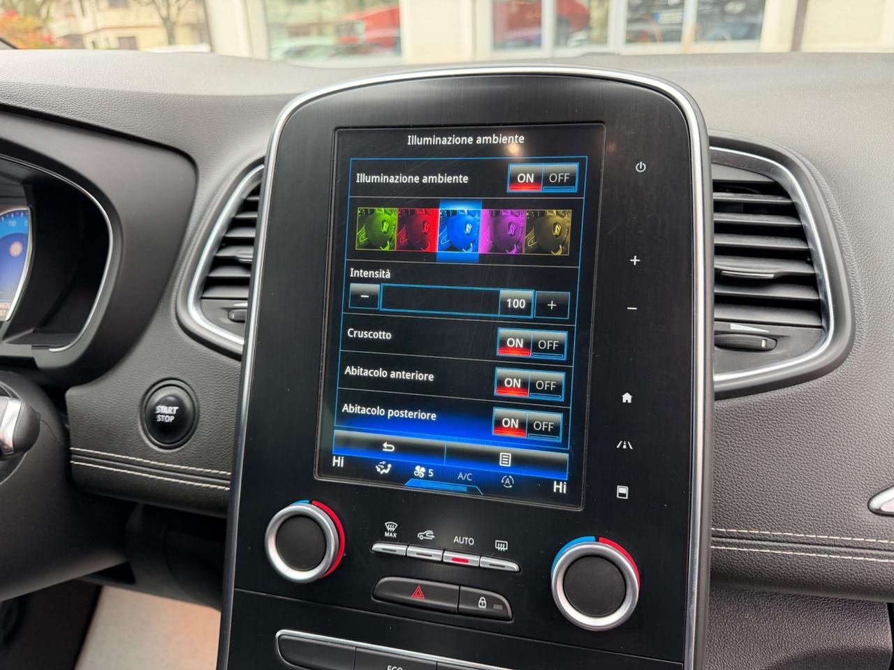 Renault Scenic Scénic dCi 8V 110 CV EDC Energy Intens