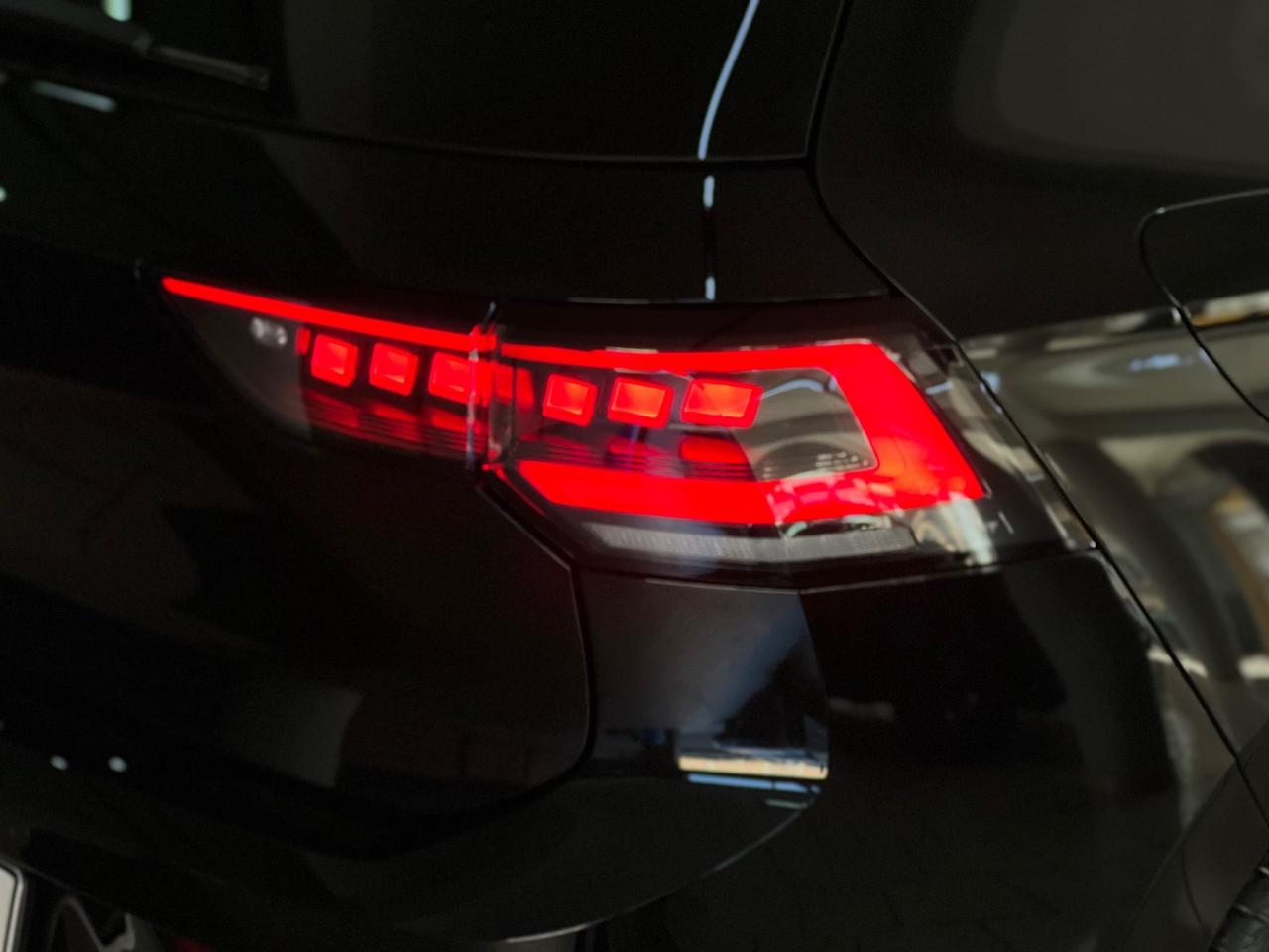Volkswagen Golf 8.5 GTI 2.0 TSI