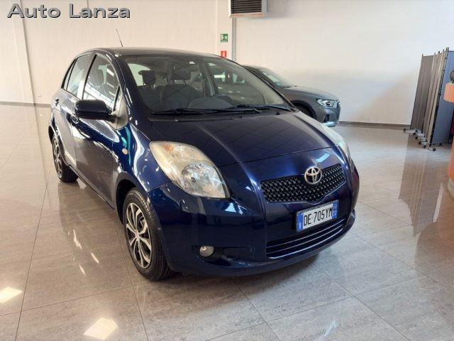 TOYOTA Yaris 1.3 5 porte Luna ADATTA A NEOPATENTATI