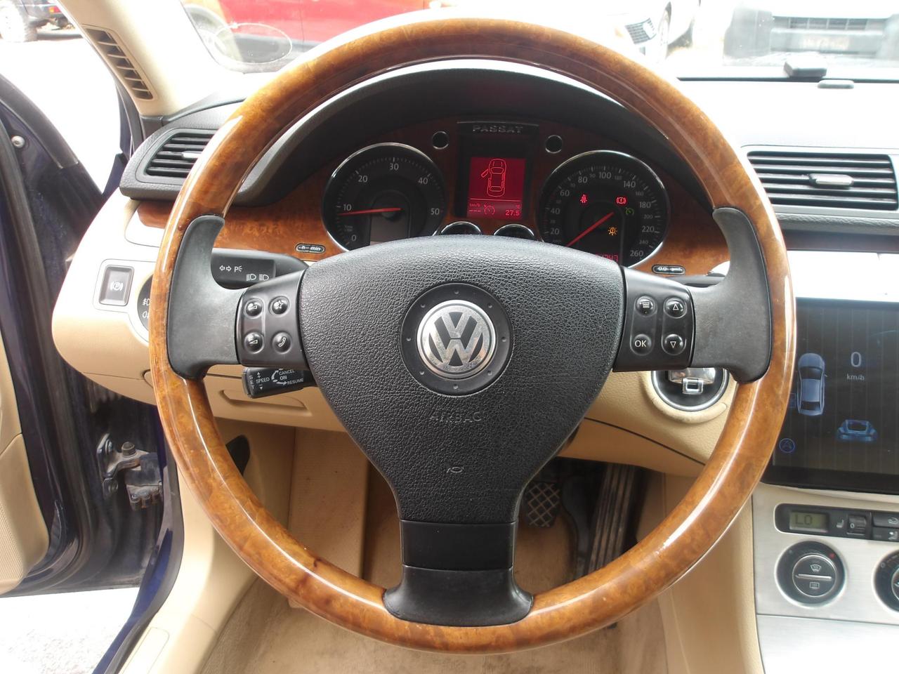 Volkswagen Passat Berlina Passat 2.0 tdi Highline 170cv dsg dpf