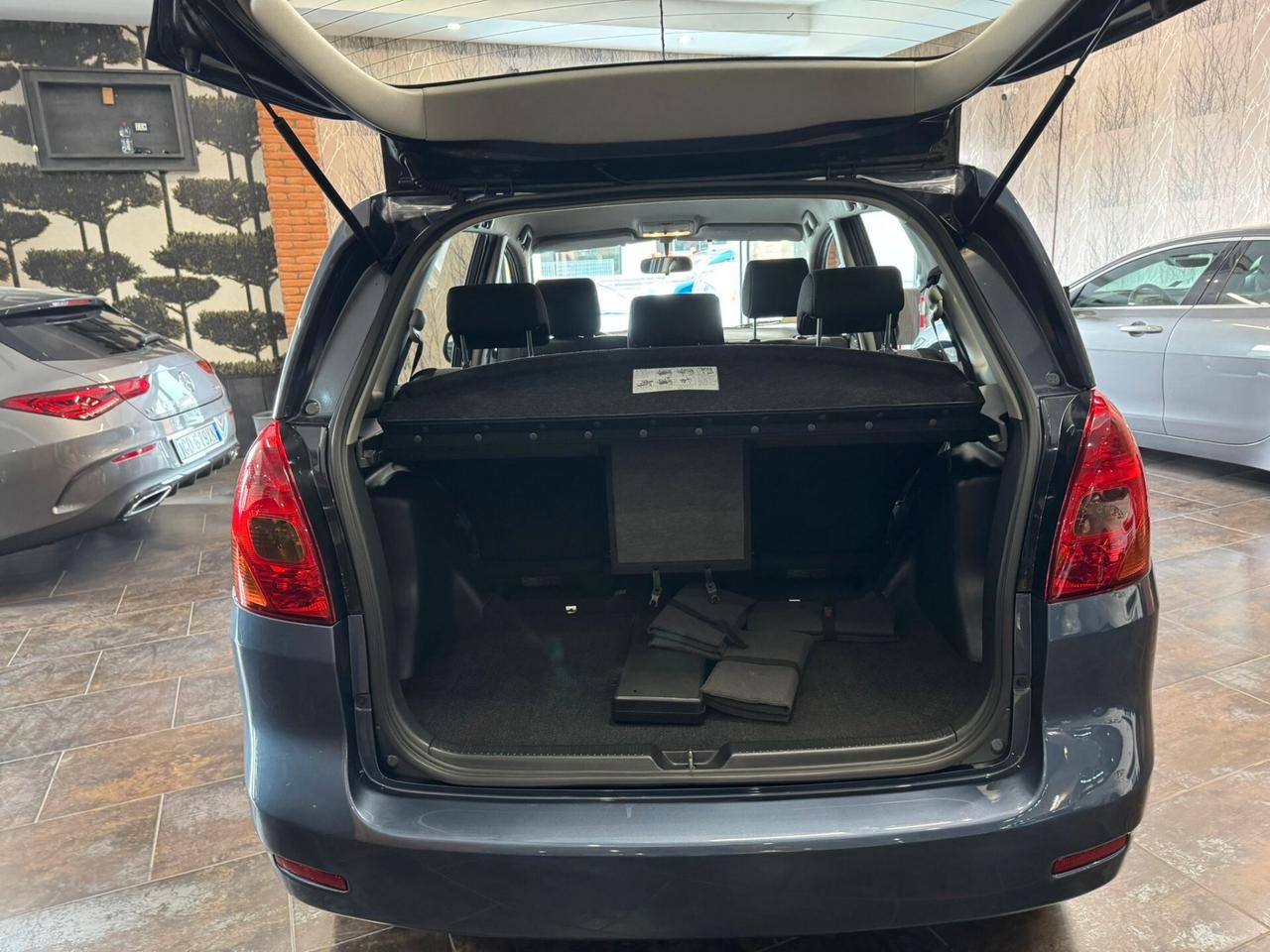 Toyota Corolla Verso 1.6 16V