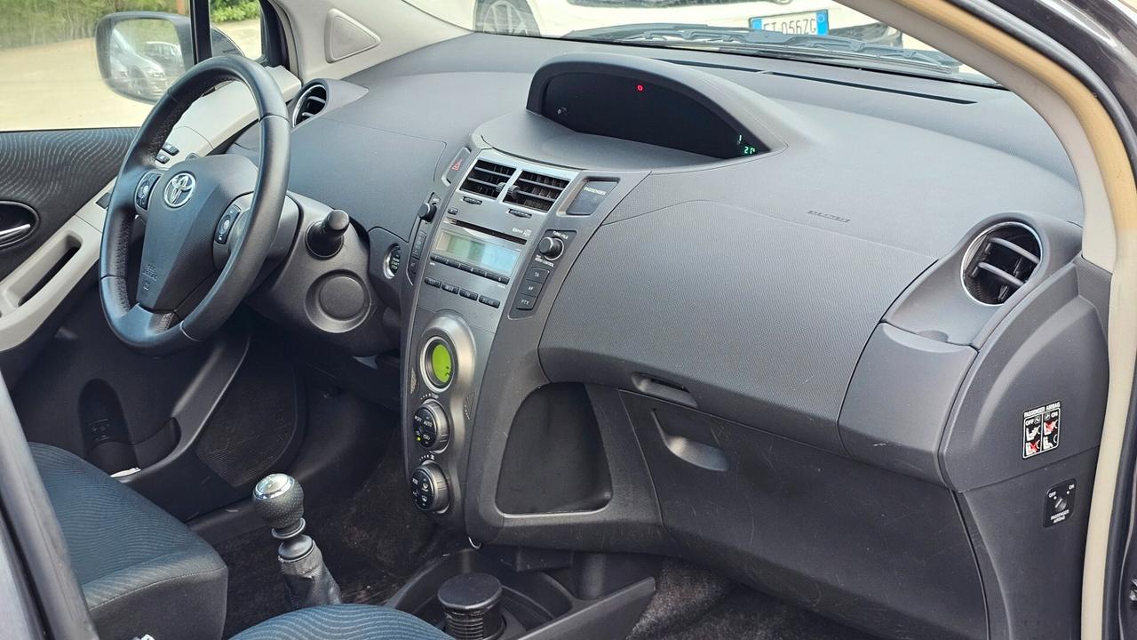 Toyota Yaris 1.4 D-4D sol
