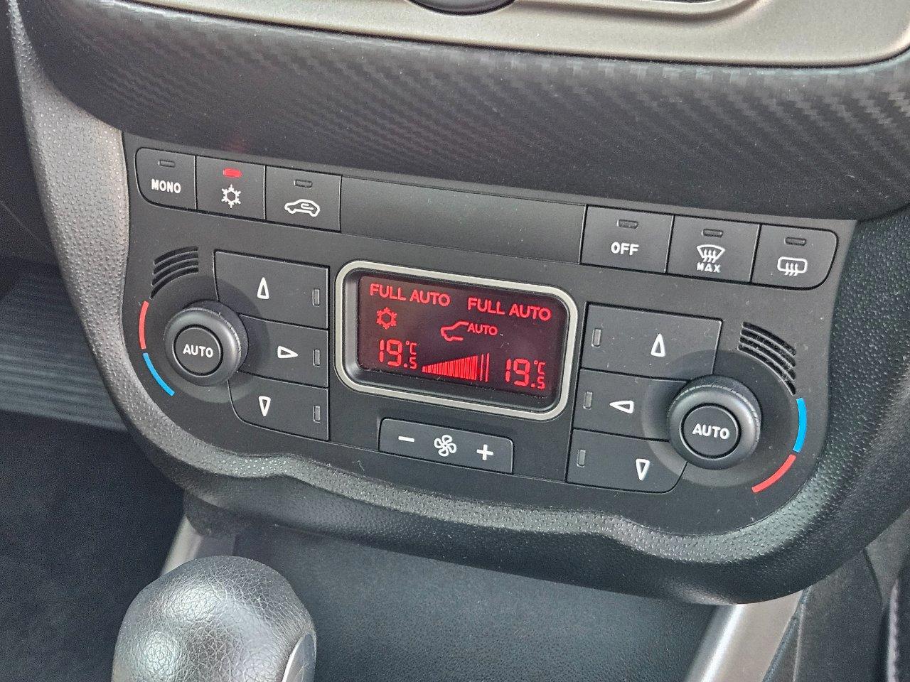 Alfa Romeo MiTo 1.4 tb m.air Distinctive sport pack tct