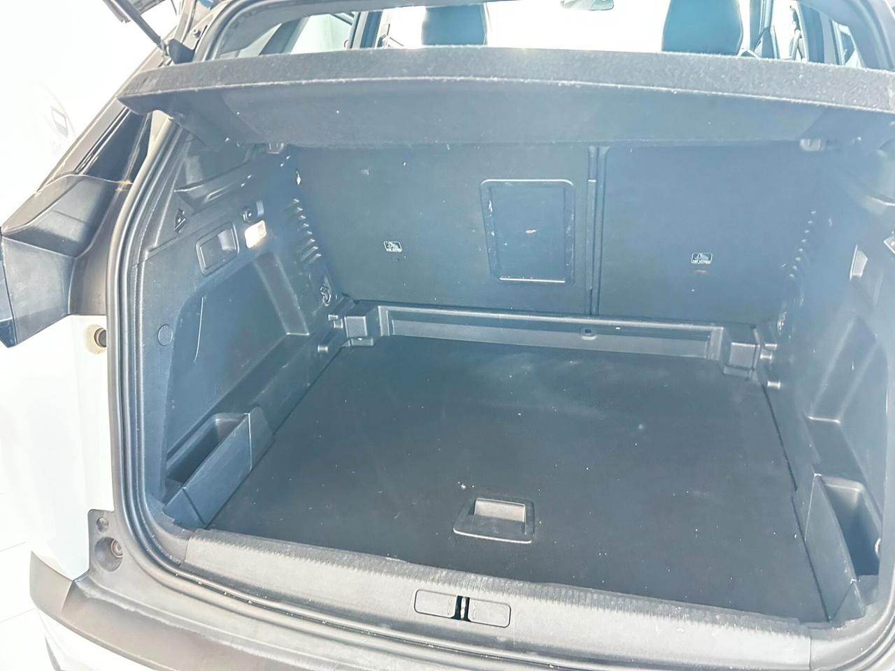 Peugeot 3008 BlueHDi 2018