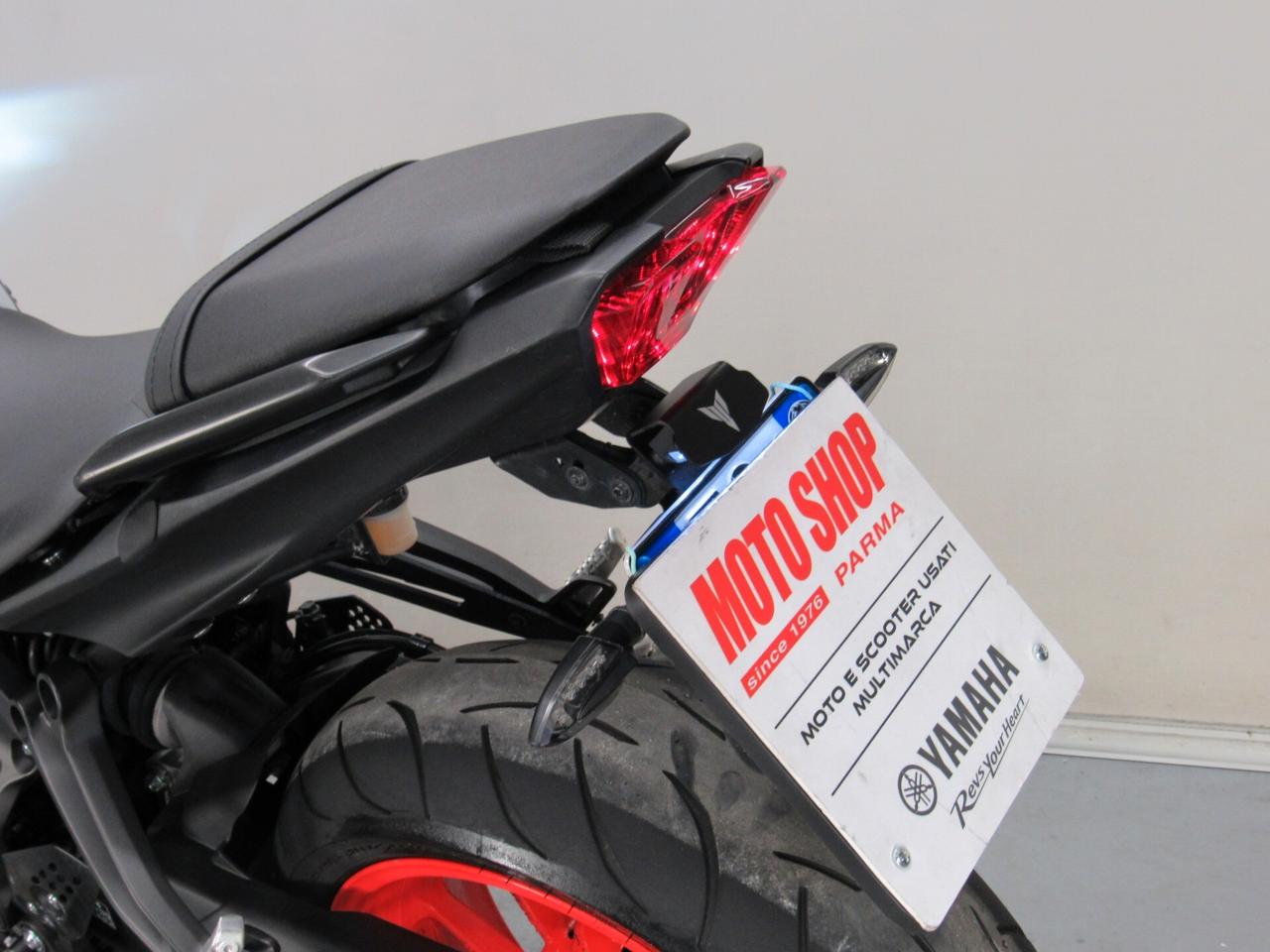Yamaha MT-07 ABS ICE FLUO SCARICO ARROW