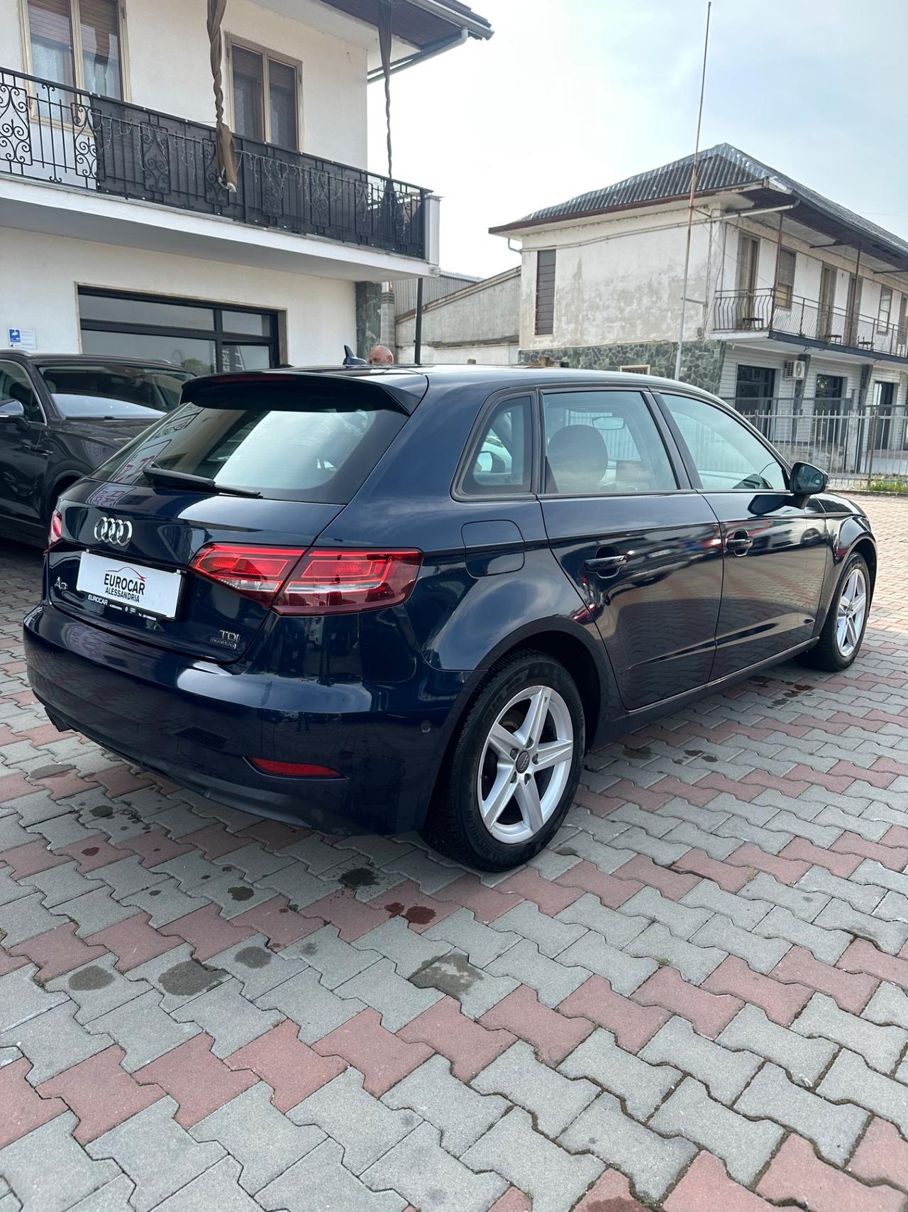 Audi A3 SPB 2.0 TDI quattro Business