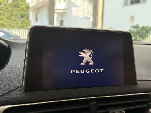 PEUGEOT 3008 BlueHDi 130 S&S Crossway tua da ?169,00