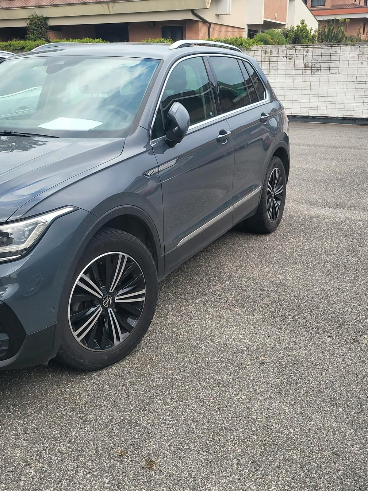 Volkswagen Tiguan 2.0 TDI 150 CV SCR DSG Elegance