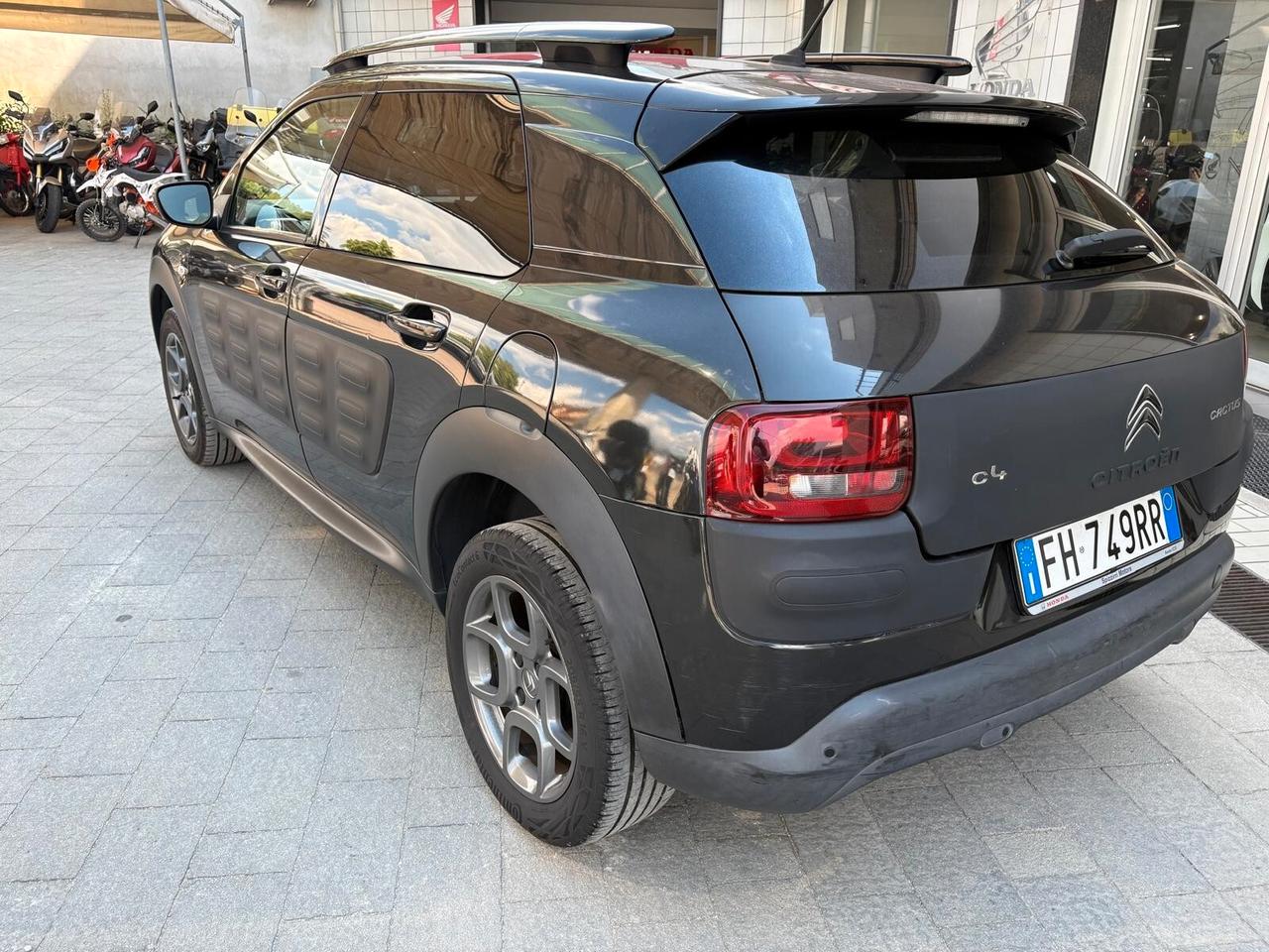 Citroen C4 Cactus PureTech 82 Shine
