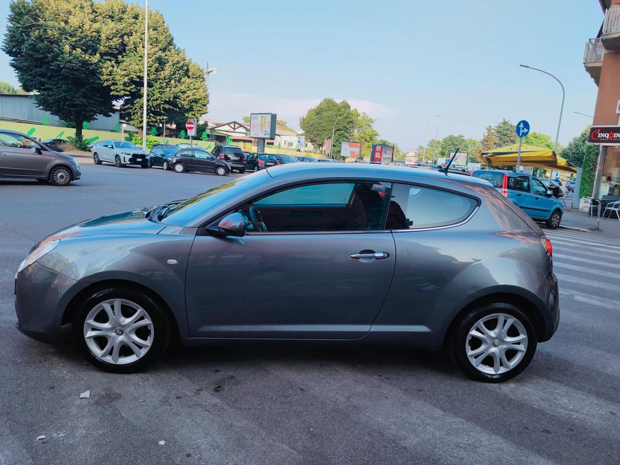 Alfa Romeo MiTo 1.3 JTDm-2 95 CV S&S Distinctive