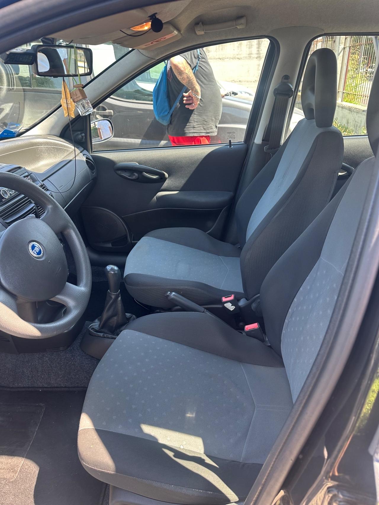 Fiat Punto 1.3 mtj 5 porte da vetrina