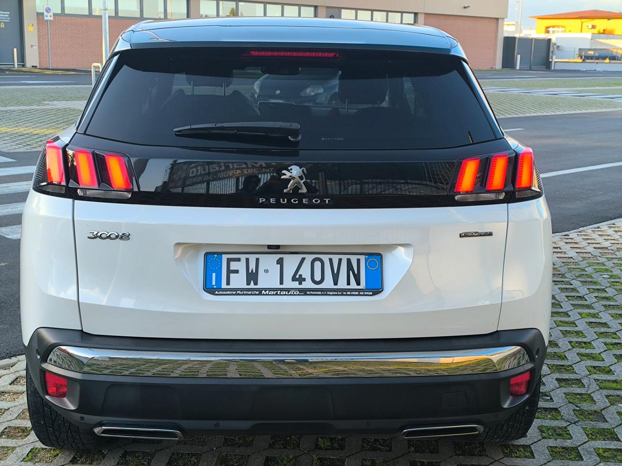 PEUGEOT 3008 GTLINE 1.5 HDI 130cv AUTOMATICO KM 107.000