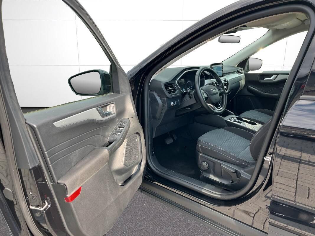 Ford Kuga 1.5 ecoblue Connect 2wd 120cv auto