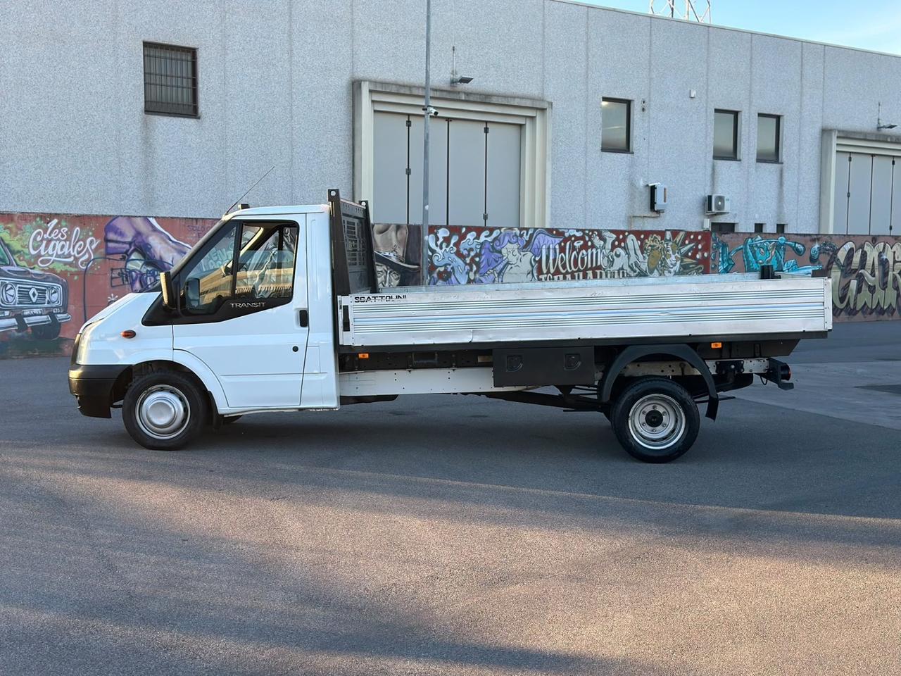 Ford Transit anno 2009 cassone fisso