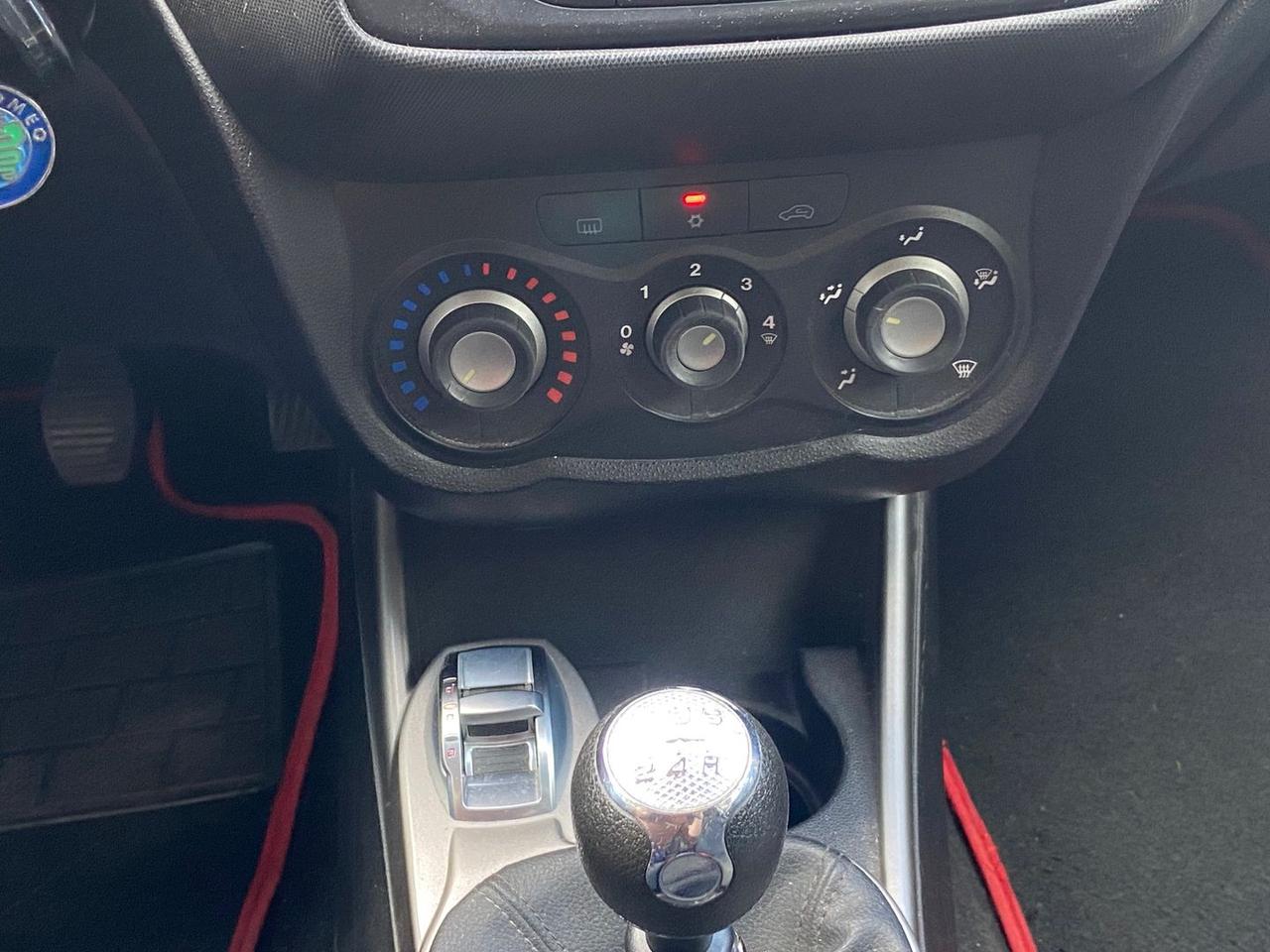 Alfa Romeo MiTo Distinctive 1.3 JTDM 16V EC #10374