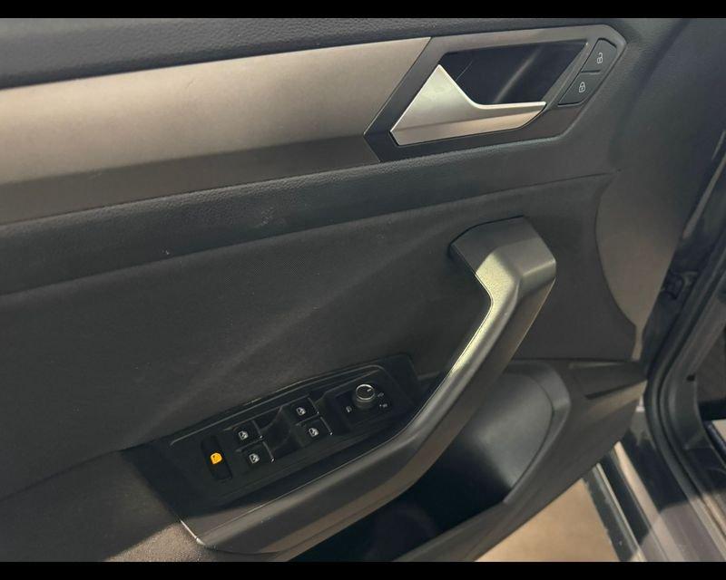 Volkswagen T-Roc 2.0 TDI SCR Business BlueMotion Technology