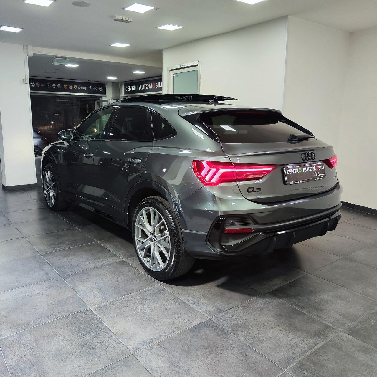 Audi Q3 SPB 40 TDI 190cv S tronic S line Tetto Matrix Black