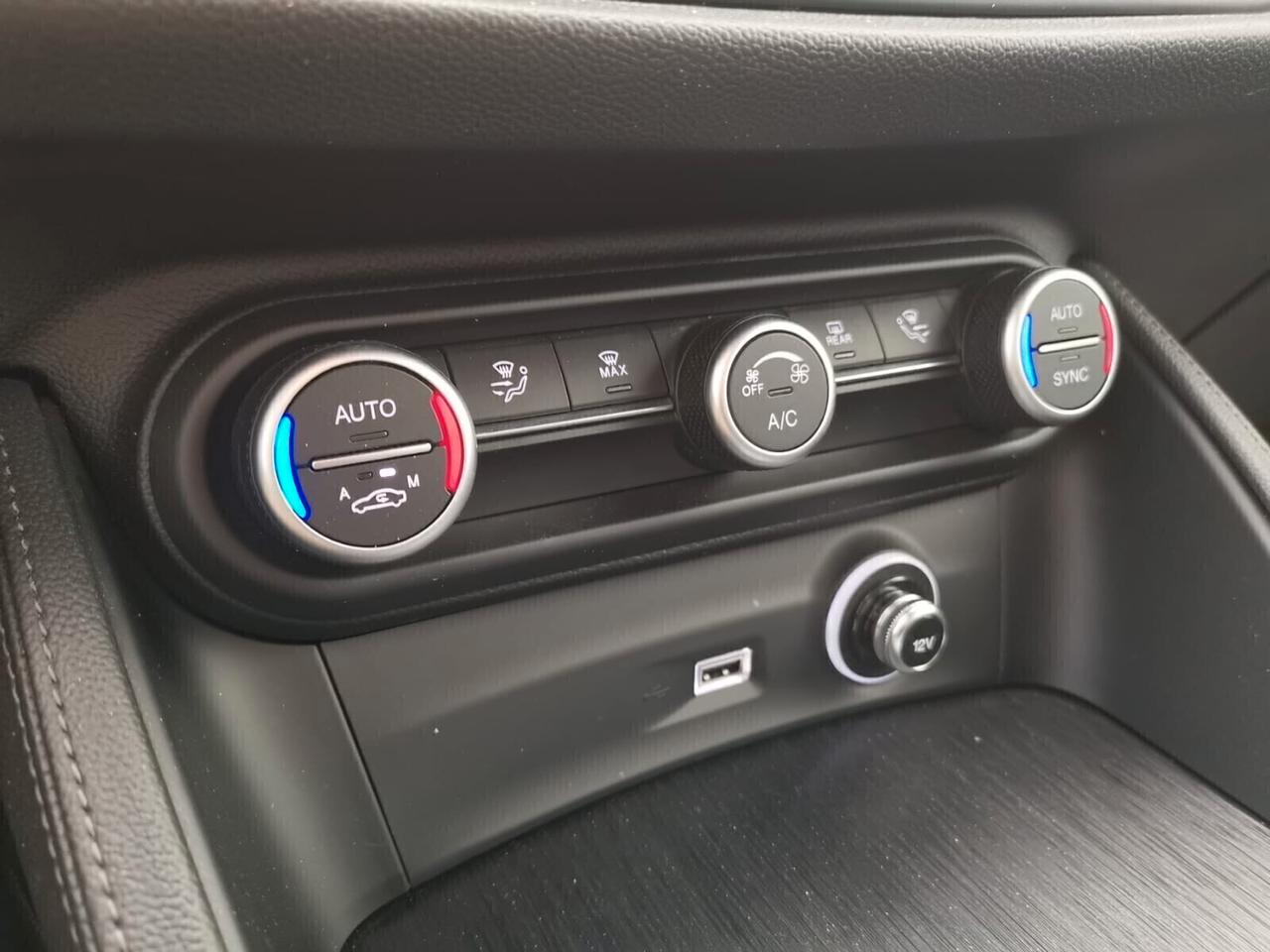Alfa Romeo Stelvio 2.2 Turbodiesel 160 CV AT8 RWD Super