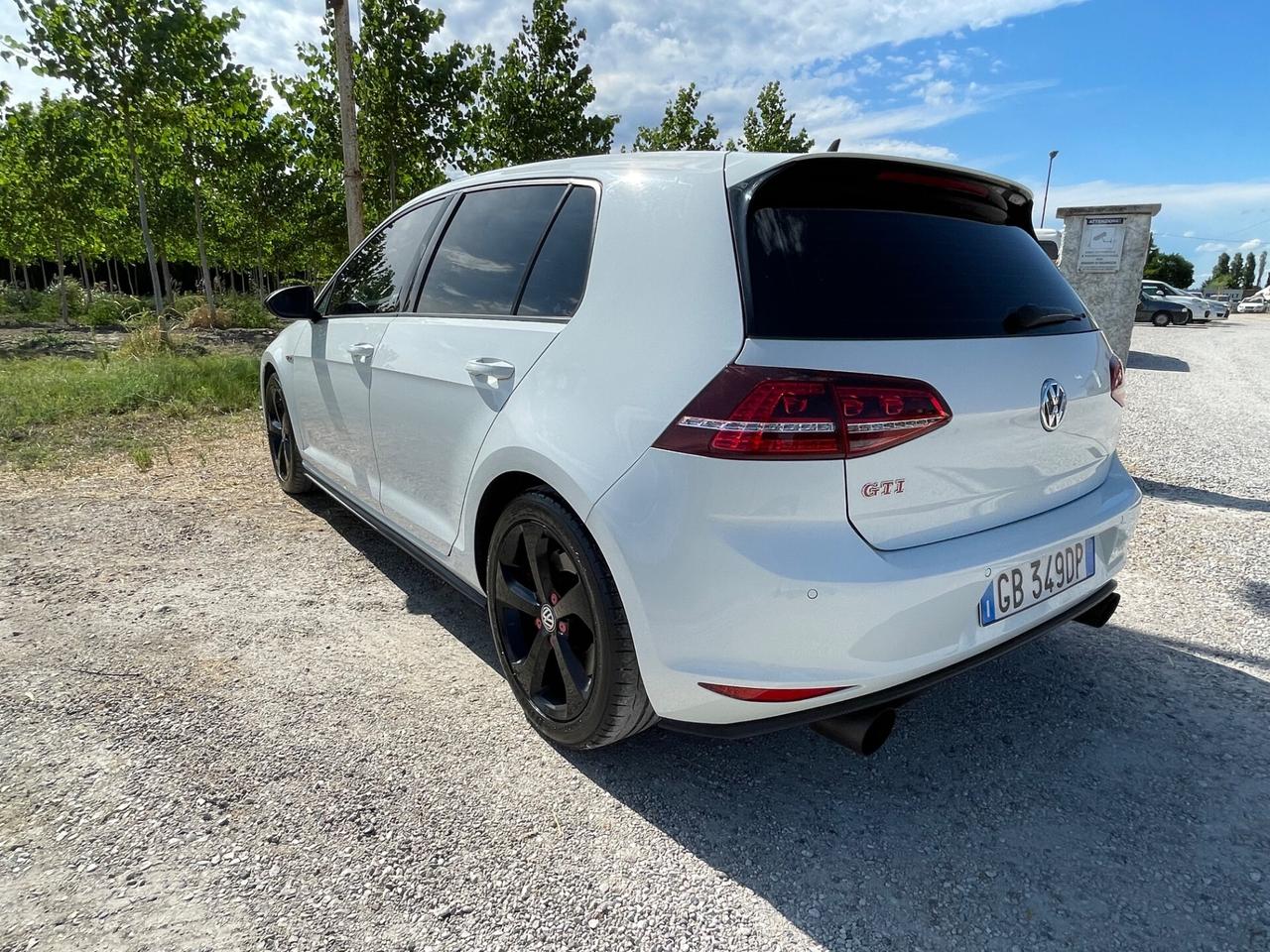 Volkswagen Golf GTI Golf GTI Performance 2.0 TSI 5p. BlueMotion Technology