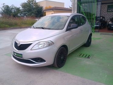 LANCIA YPSILON 1.2 NEOPATENTATI