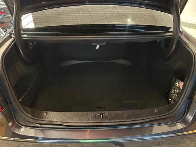 MERCEDES-BENZ E 220 CDI BlueEFFICIENCY Elegance